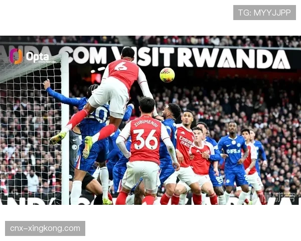 英超平均传球次数降至873.3次 长传与定位球回归成赛季战术趋势